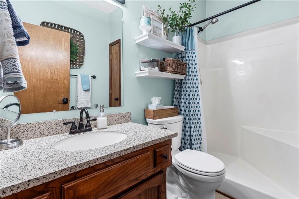 8032 N Everton Avenue — photo 21