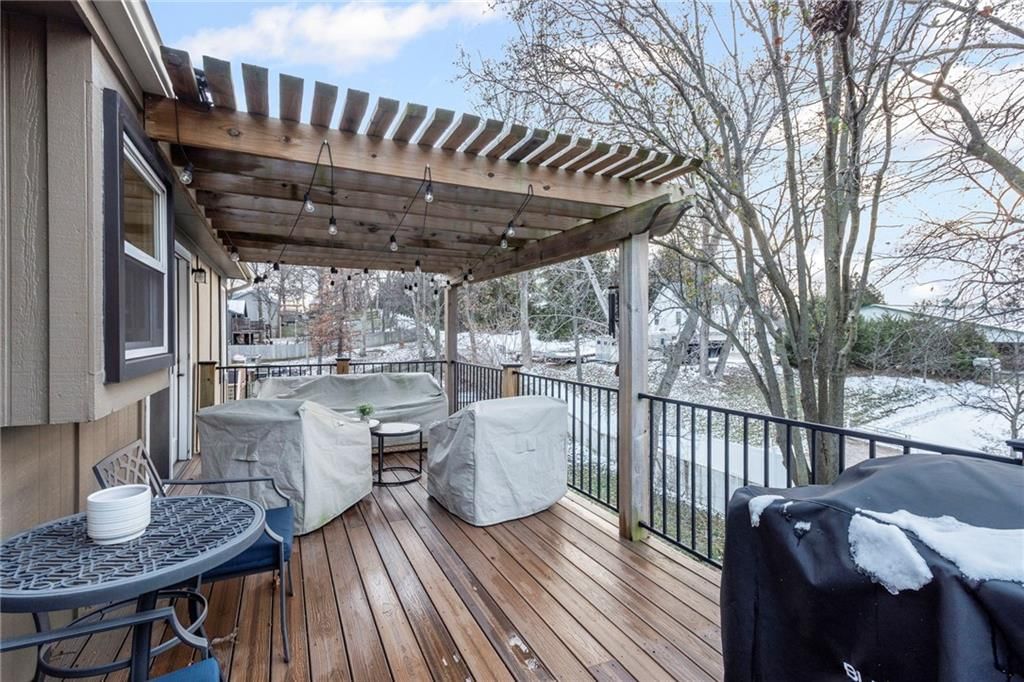 8032 N Everton Avenue — photo 28