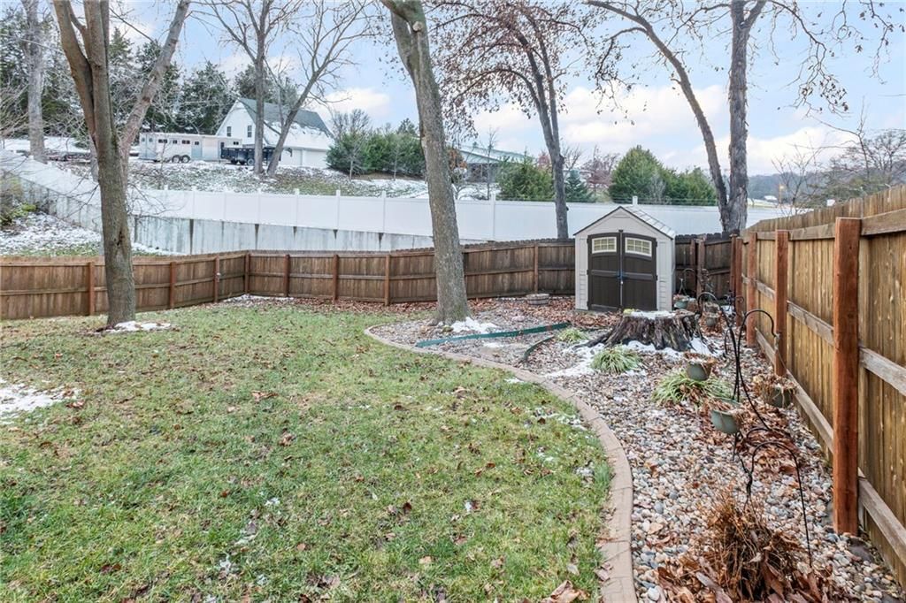8032 N Everton Avenue — photo 30