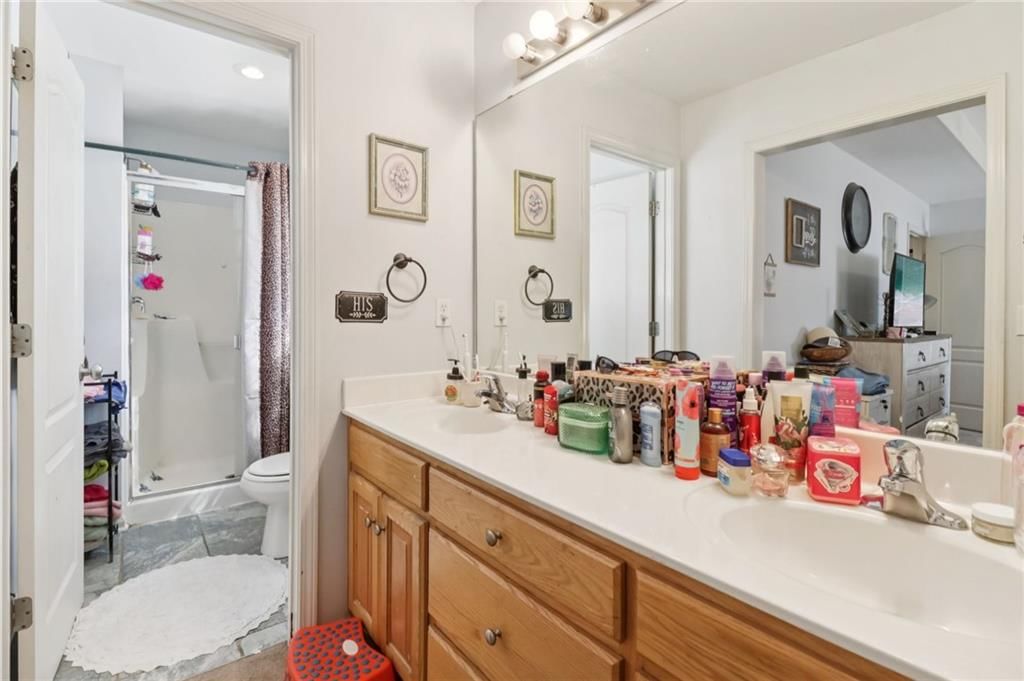 720 Burlington Road — photo 17