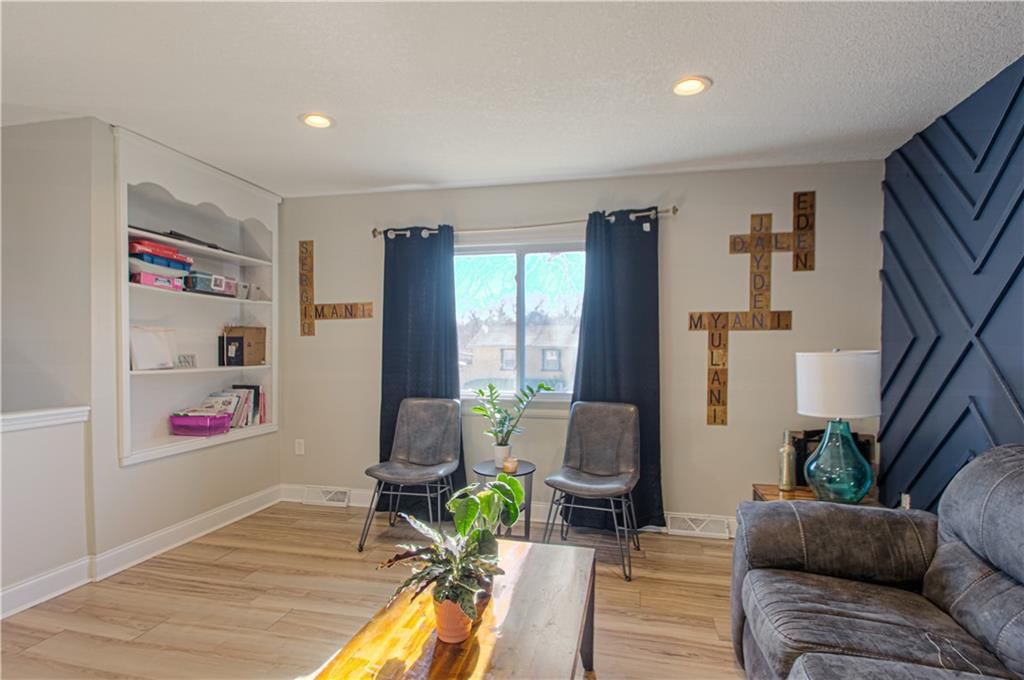 5216 NE 57th Street — photo 3