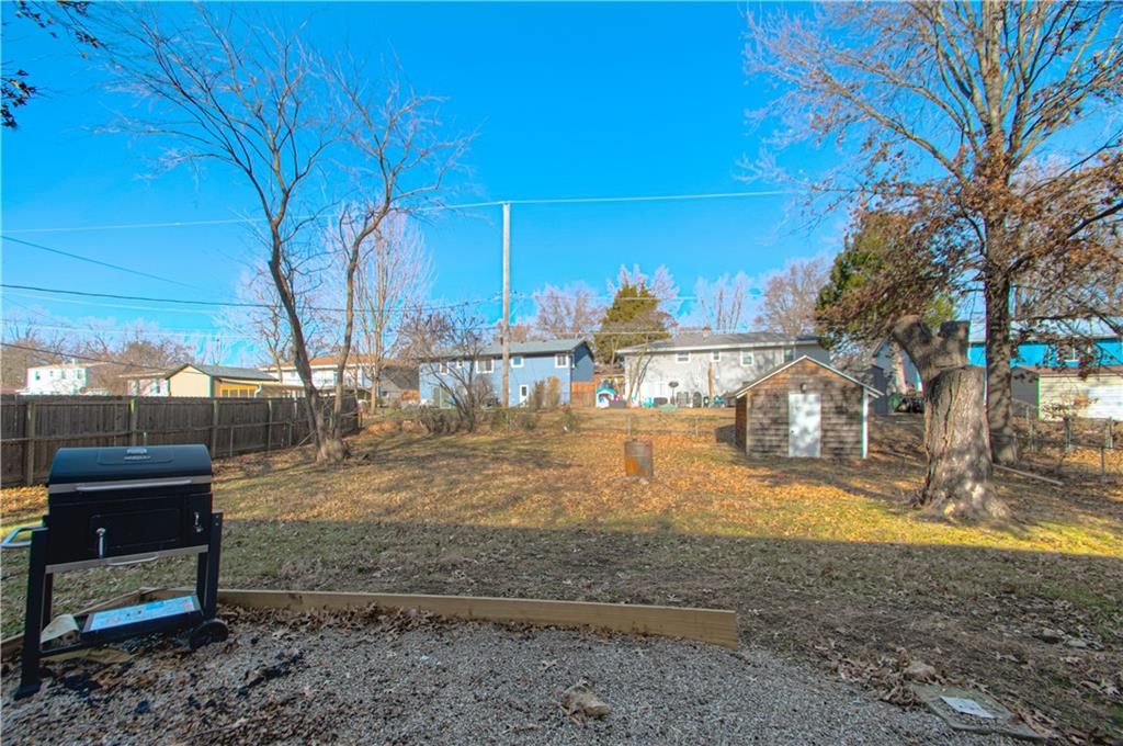 5216 NE 57th Street — photo 22
