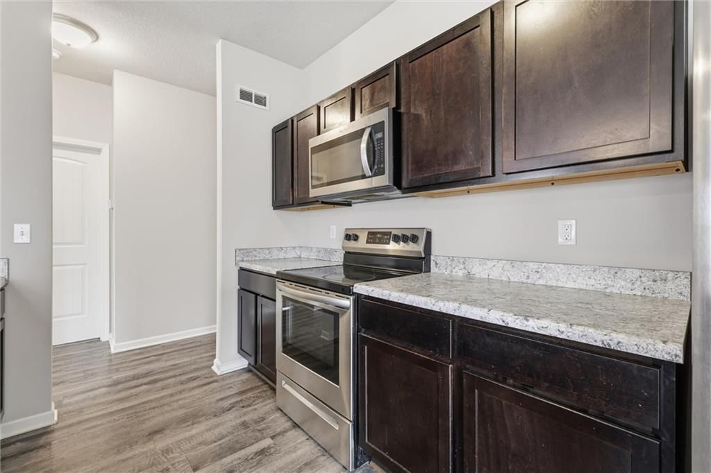 747 S Cherry Street — photo 10