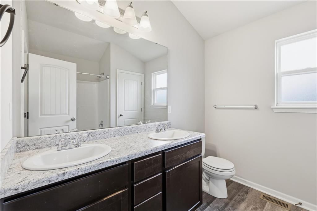 747 S Cherry Street — photo 15
