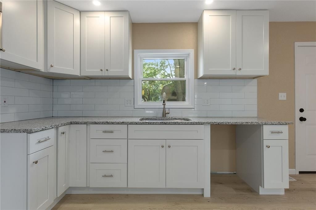 113 SW 21st Street — photo 9