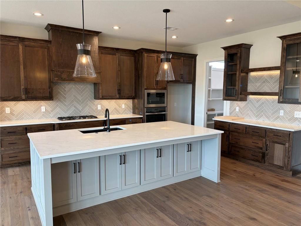 17156 S Laurelwood Street — photo 3