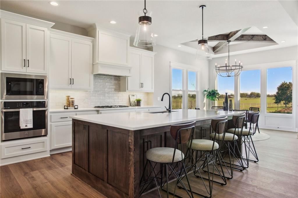 17156 S Laurelwood Street — photo 11