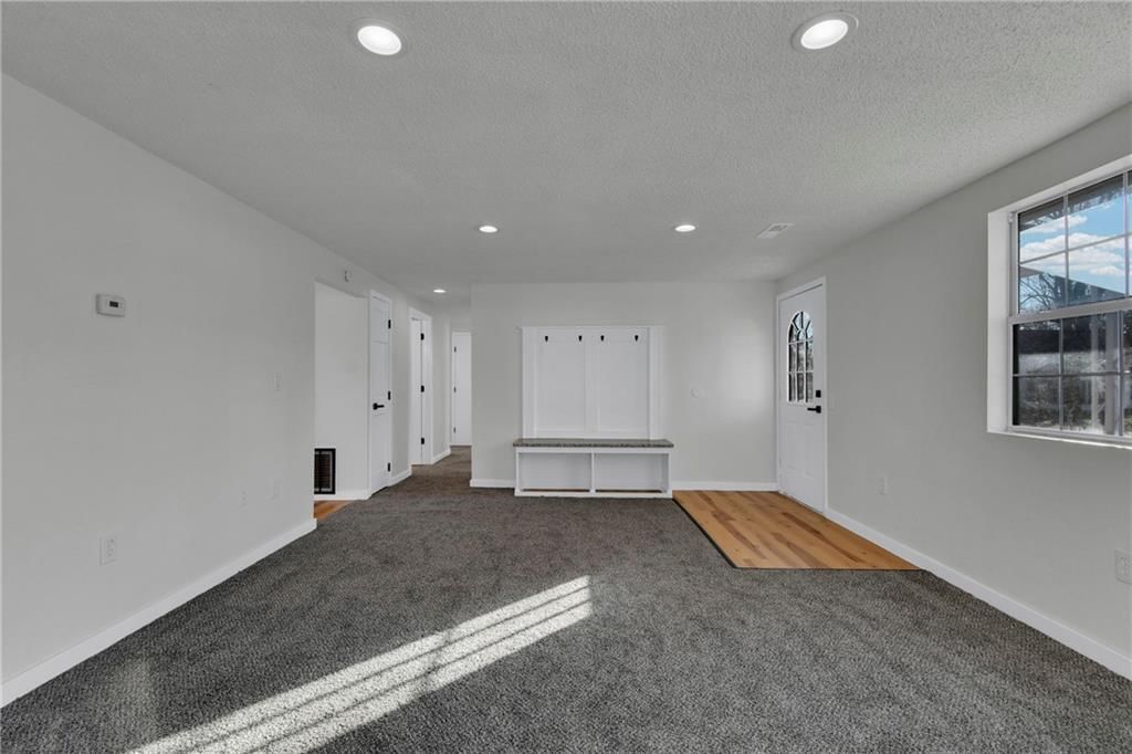 208 E Pine Street — photo 6