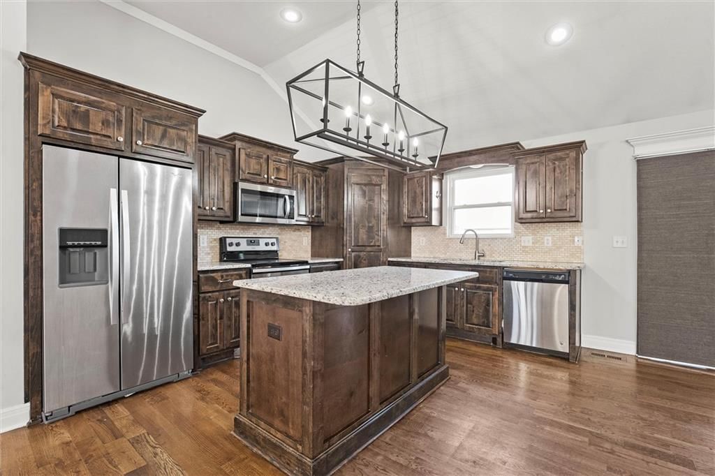 1006 Buttercup Street — photo 13
