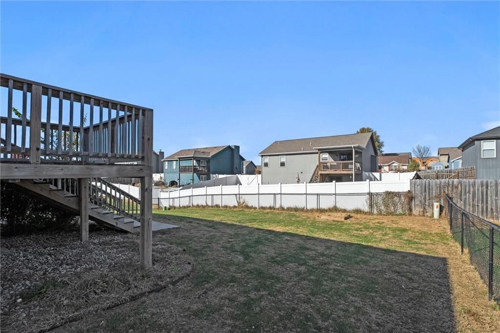 1006 Buttercup Street — photo 31