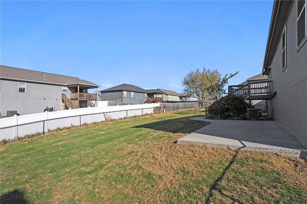 1006 Buttercup Street — photo 33