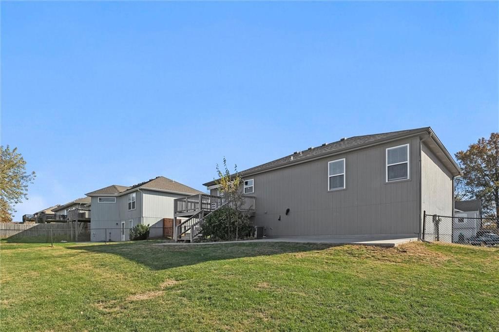 1006 Buttercup Street — photo 36