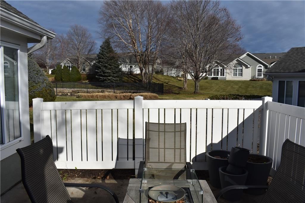 7135 Meadow View Street — photo 5