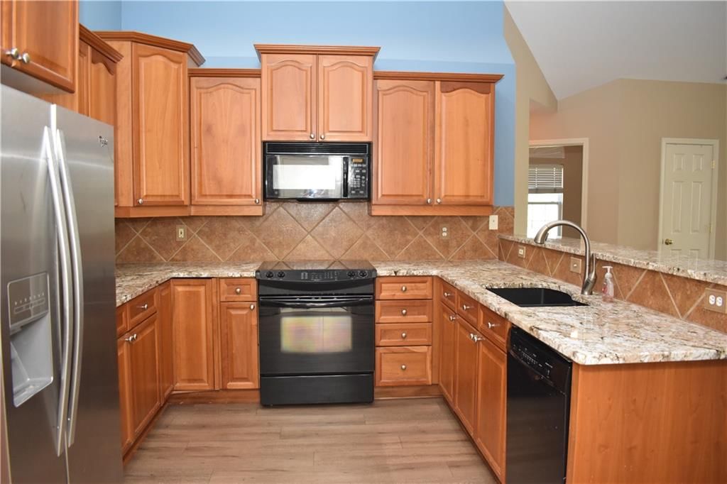 7135 Meadow View Street — photo 16