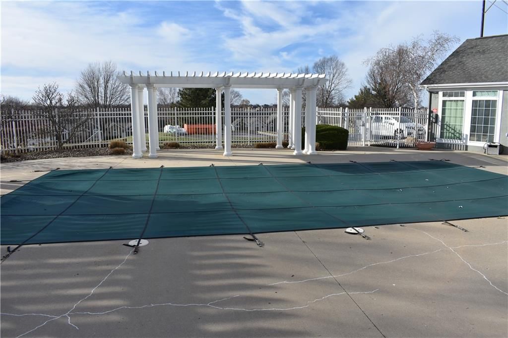 7135 Meadow View Street — photo 35