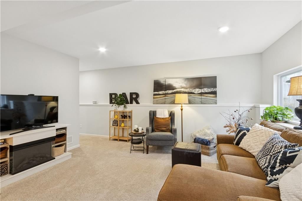 104 S Mc Gee Street — photo 18