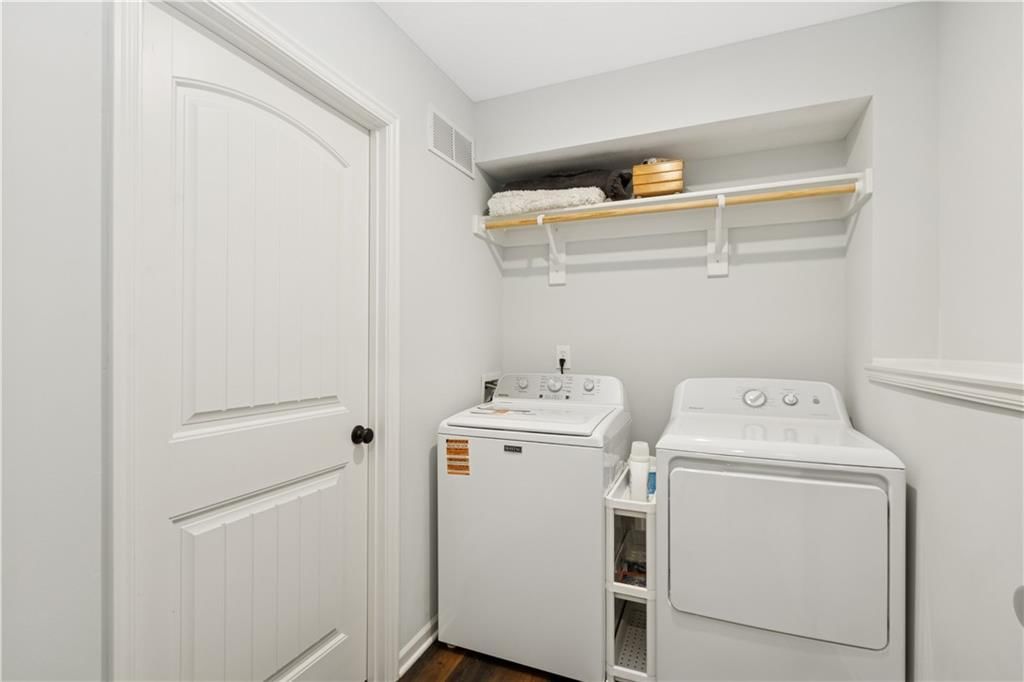 104 S Mc Gee Street — photo 20