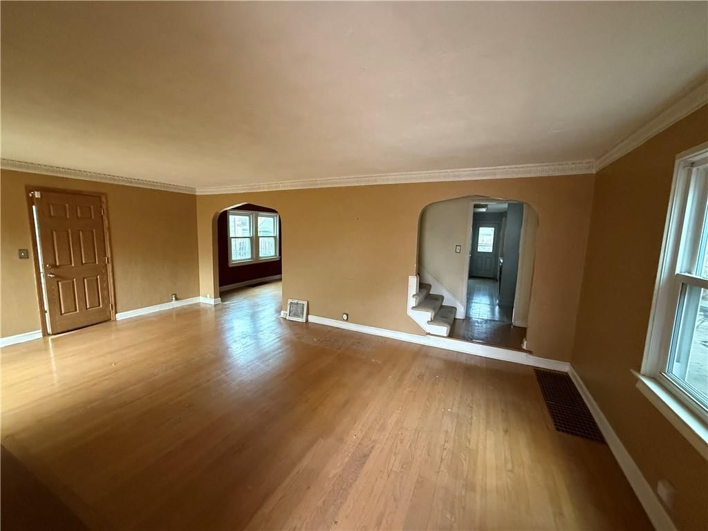7336 Grand Avenue — photo 2