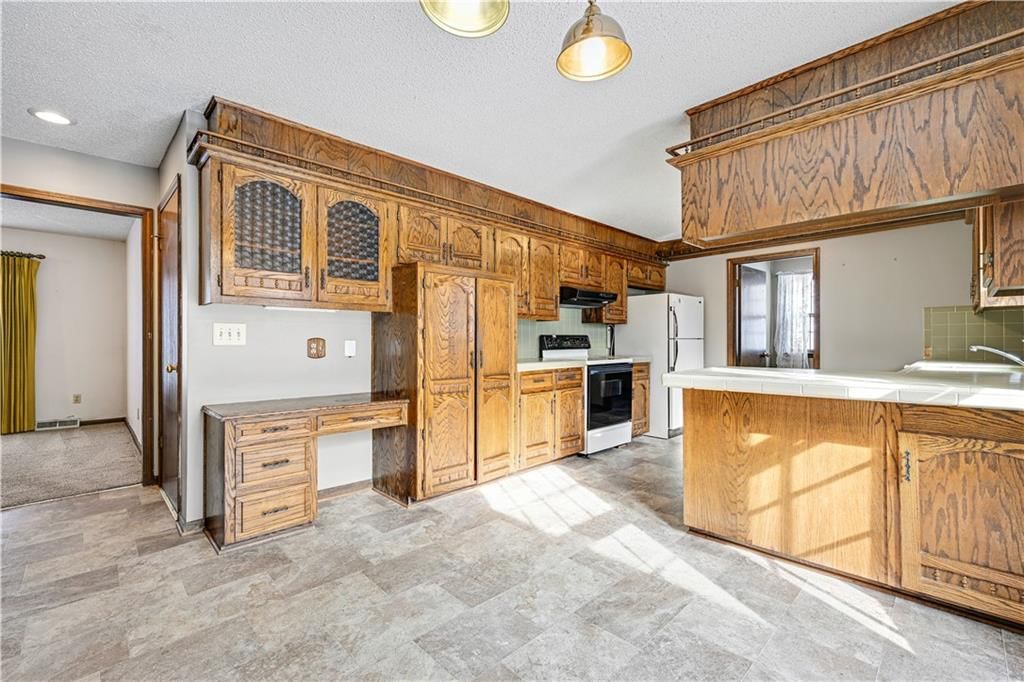 7120 Black Bob Street — photo 11