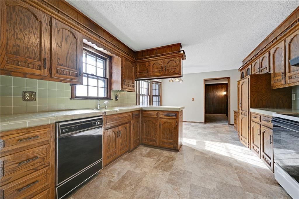 7120 Black Bob Street — photo 15