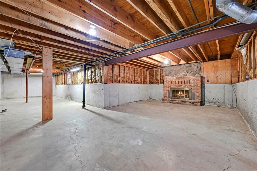 7120 Black Bob Street — photo 32