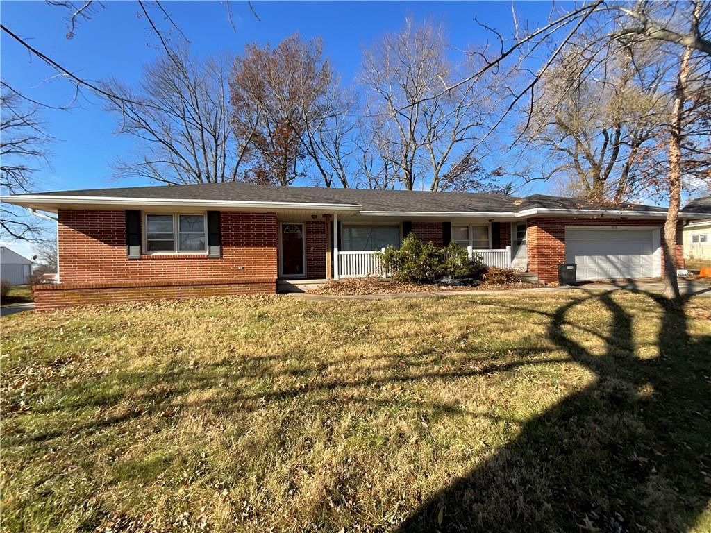 712 S SLOAN Street, Maysville, MO