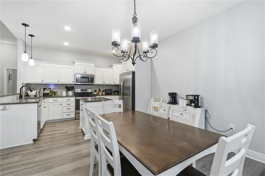 484 Olive Court — photo 18