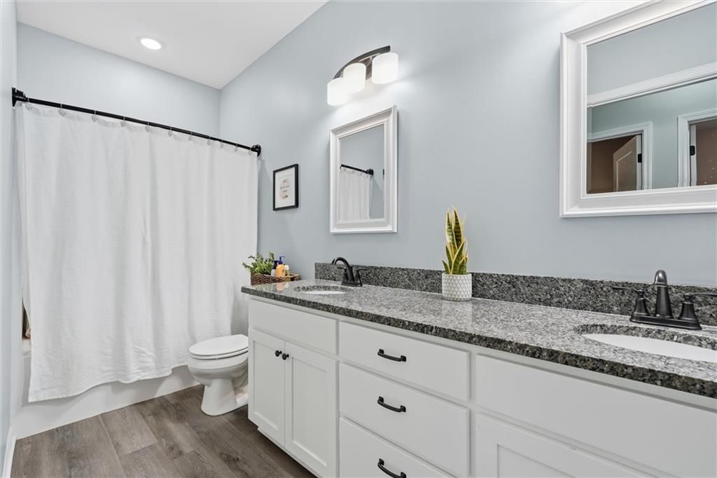 484 Olive Court — photo 32
