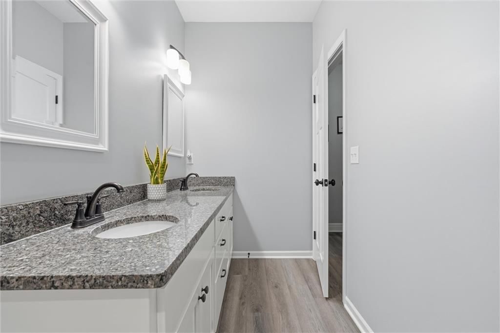 484 Olive Court — photo 33