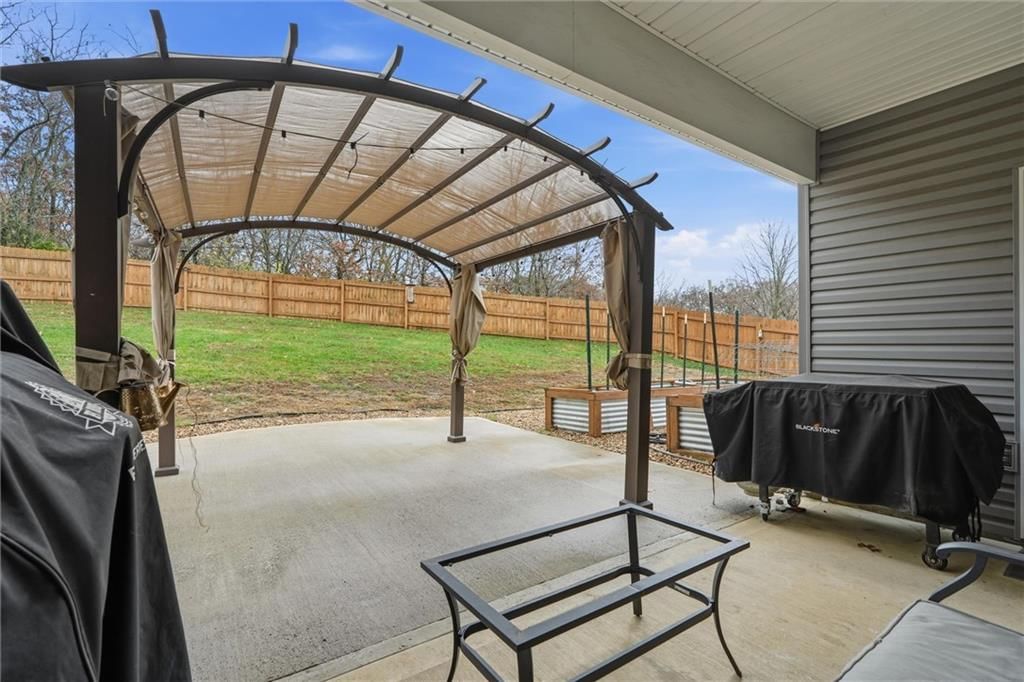 484 Olive Court — photo 36