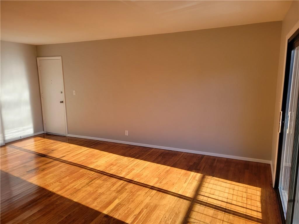 8221 Santa Fe Drive — photo 3
