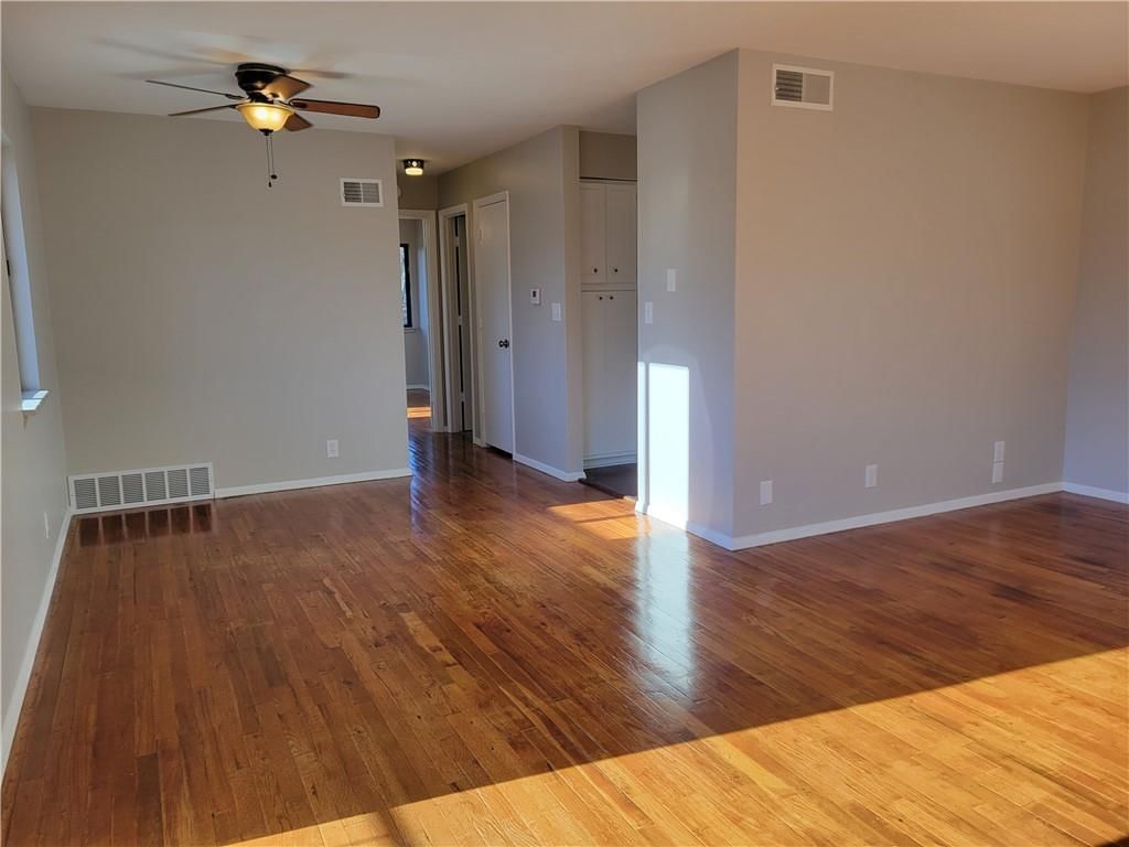 8221 Santa Fe Drive — photo 4