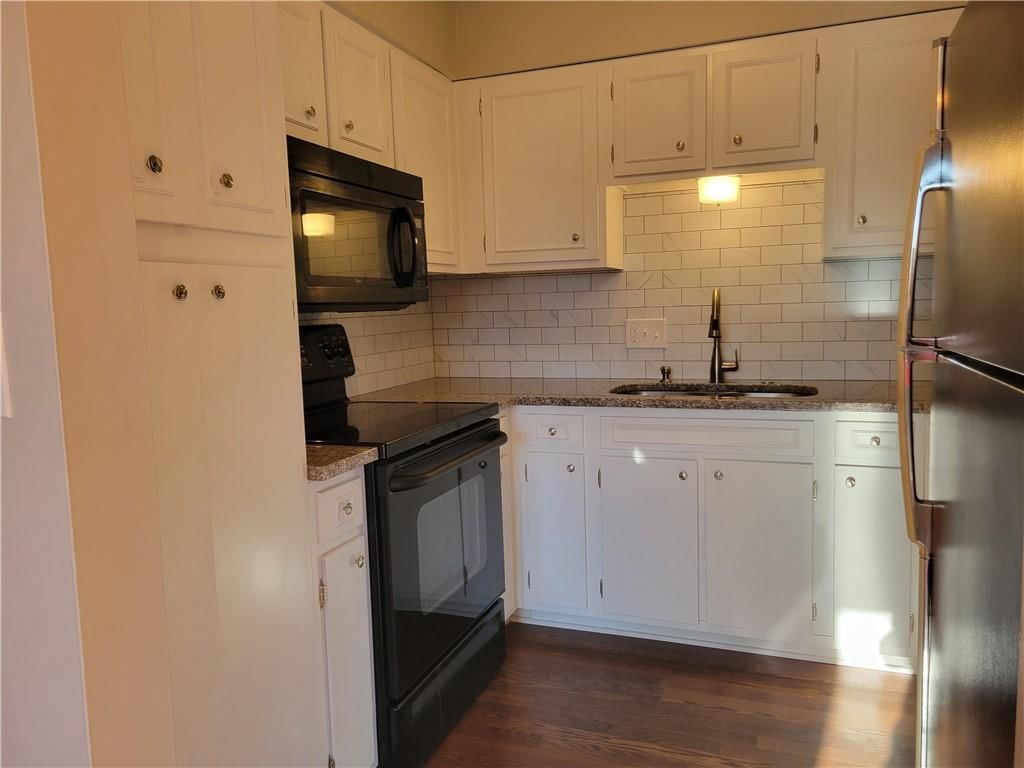 8221 Santa Fe Drive — photo 5