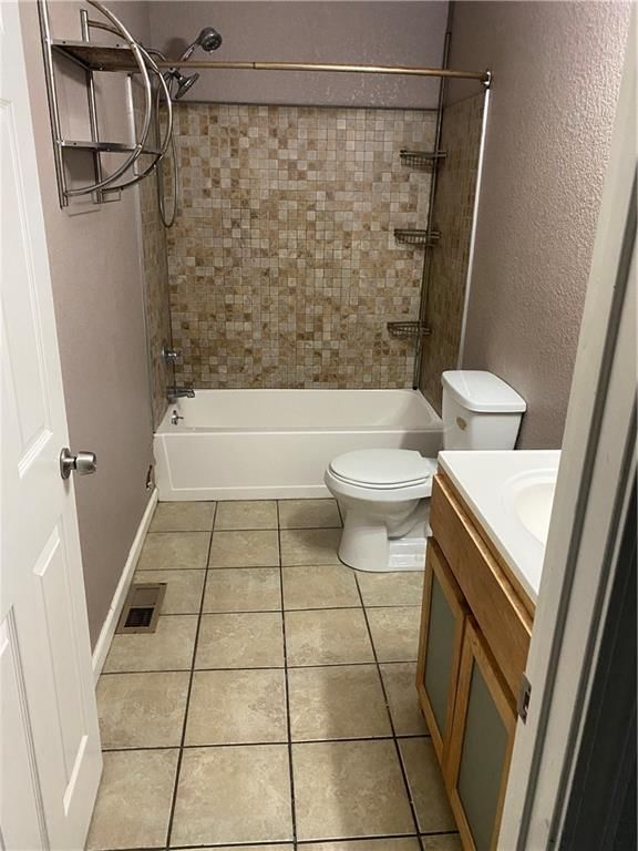 708 W 1st Street — photo 9