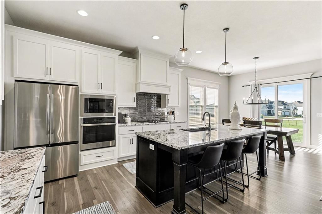 11410 Bluestem Drive — photo 9