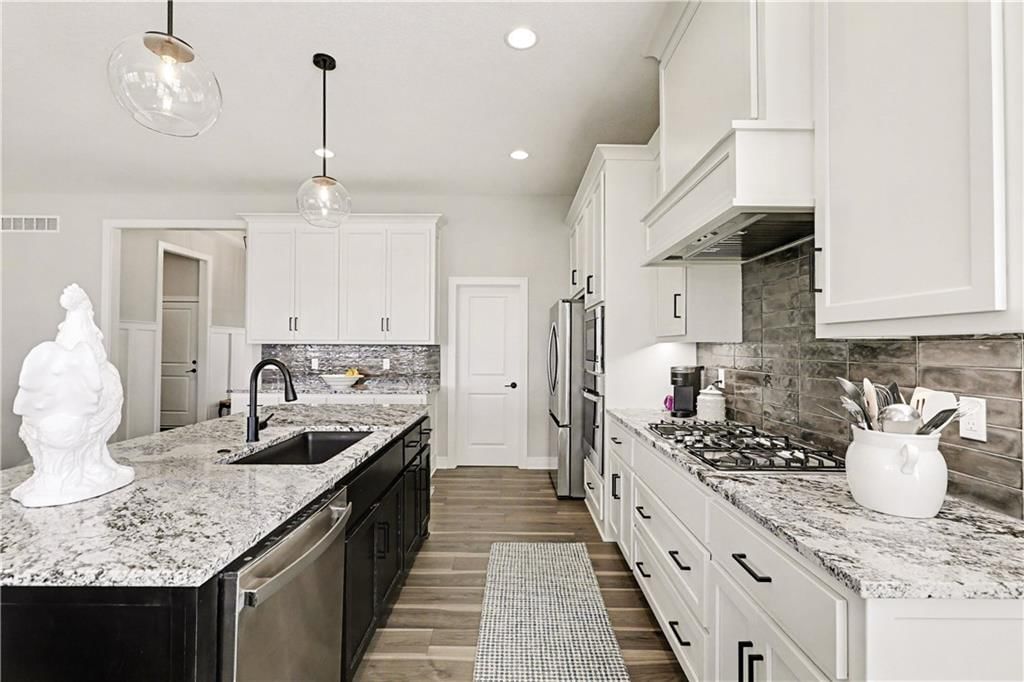 11410 Bluestem Drive — photo 11