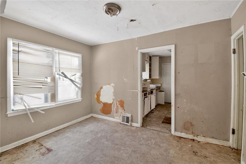 4653 Benton Boulevard — photo 18