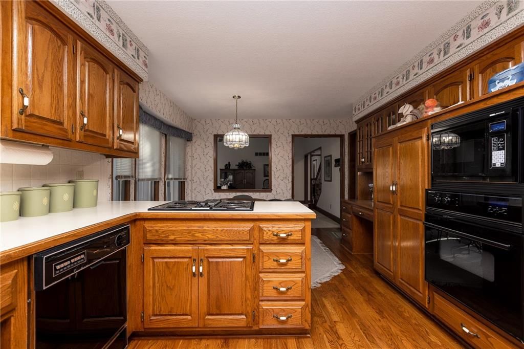 8201 NW Potomac Avenue — photo 16
