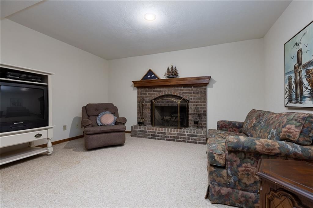 8201 NW Potomac Avenue — photo 33