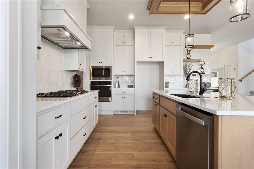 13417 W 178th Street — photo 19