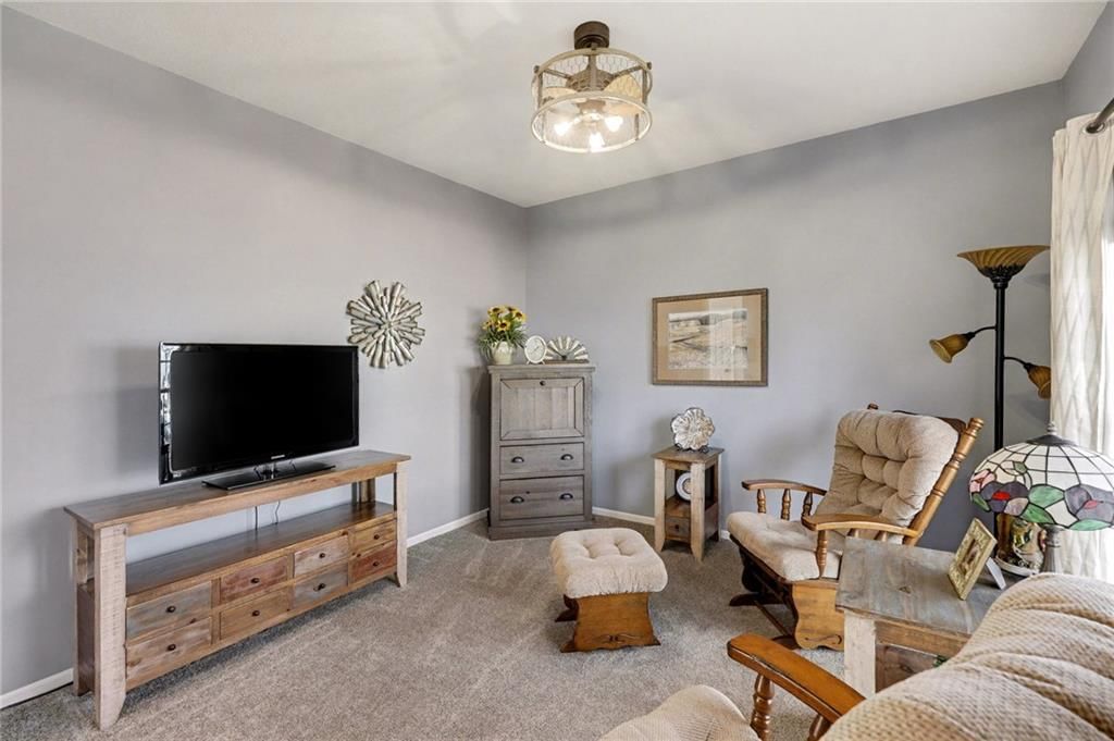 15263 W 147th Drive — photo 4