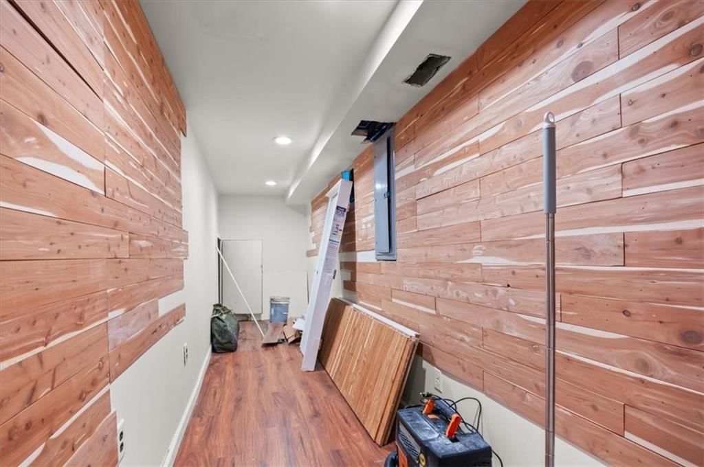 8110 W 92nd Street — photo 24