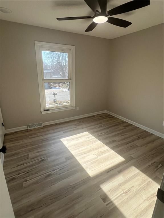 8702 Linda Lane — photo 16