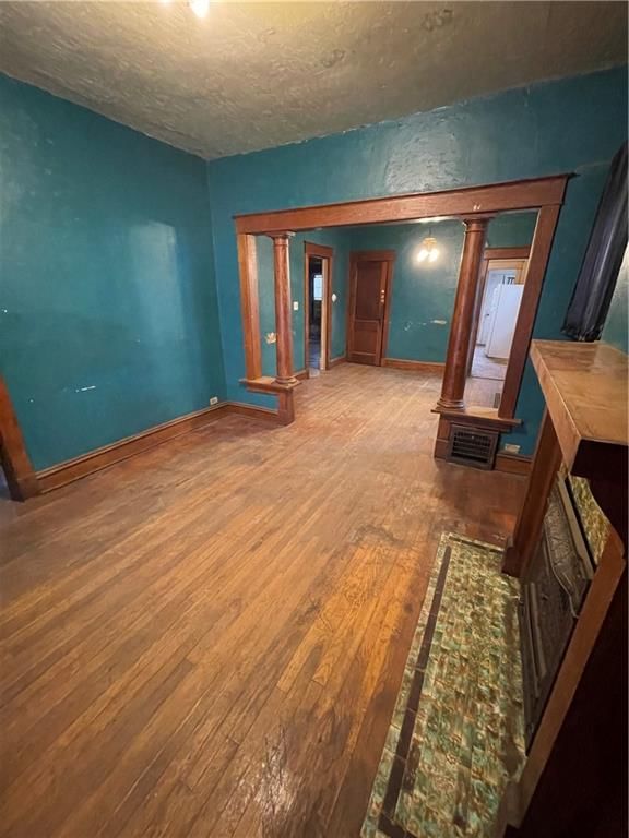 315 N Oakley Avenue — photo 3