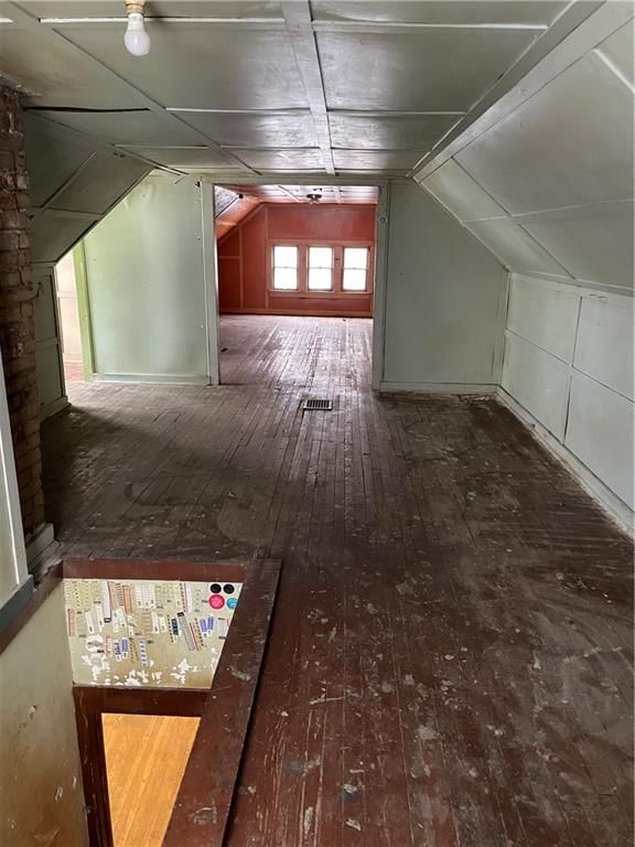 315 N Oakley Avenue — photo 11