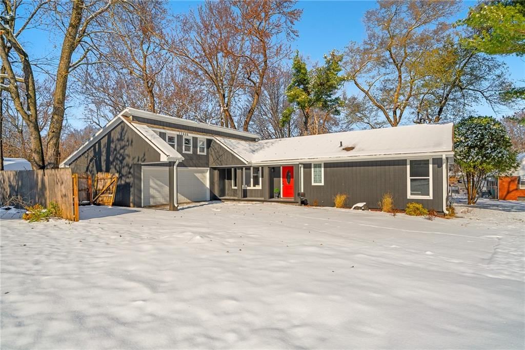 13606 Cypress Avenue — photo 3