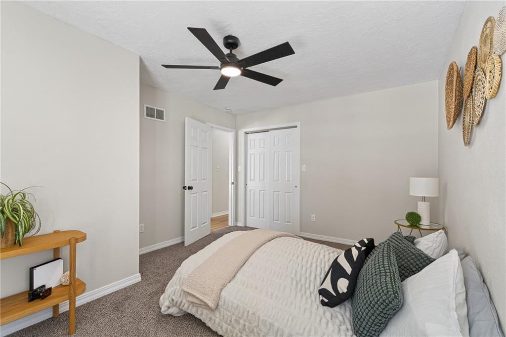 13606 Cypress Avenue — photo 9
