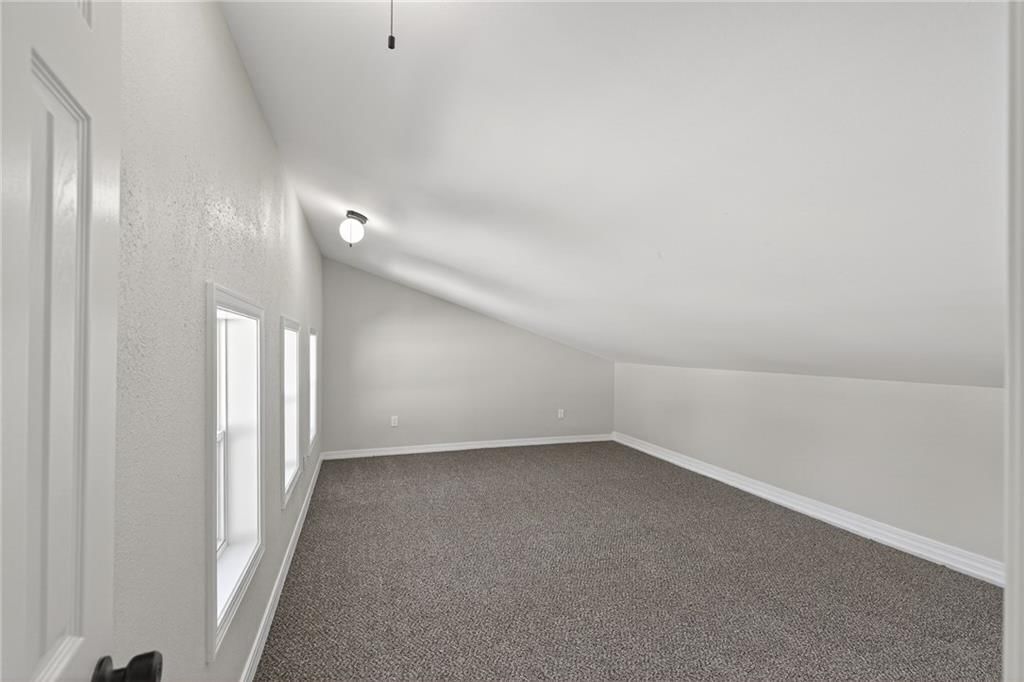 13606 Cypress Avenue — photo 13