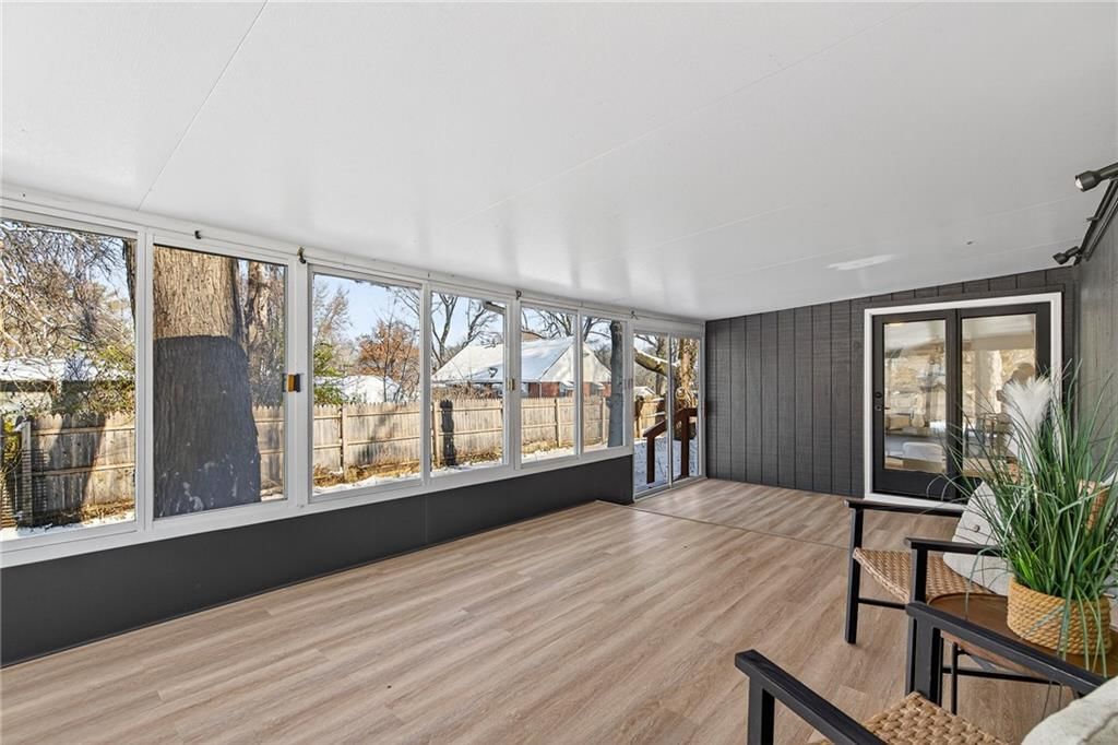 13606 Cypress Avenue — photo 16