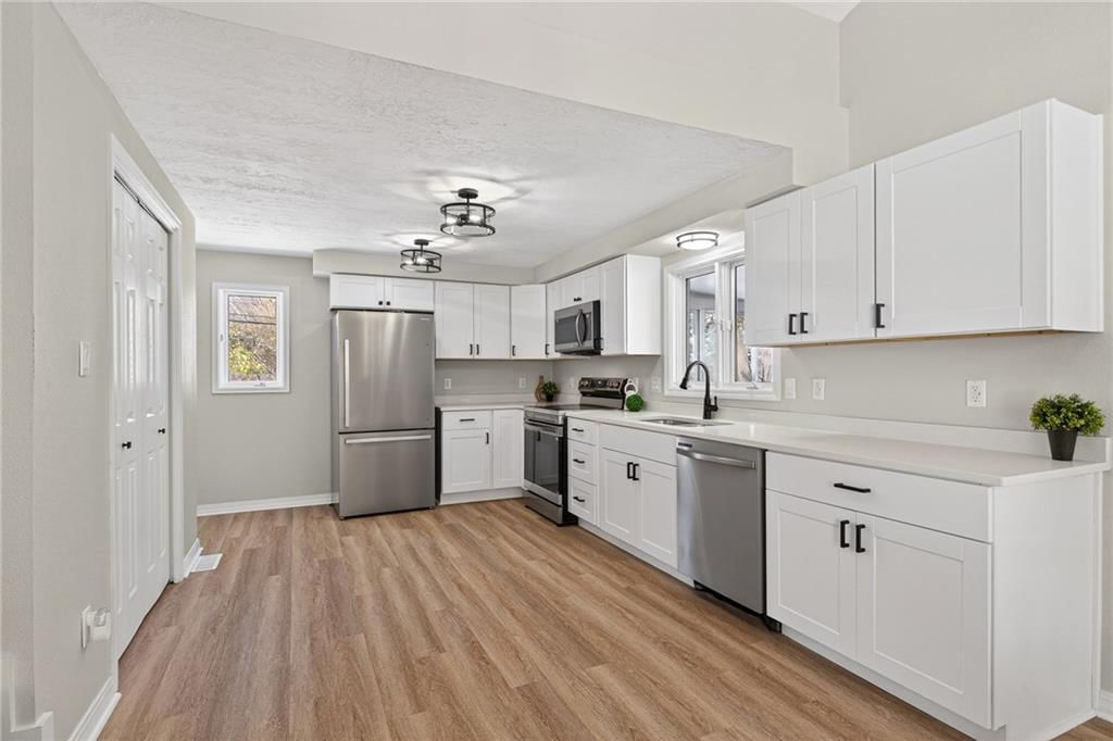 13606 Cypress Avenue — photo 23